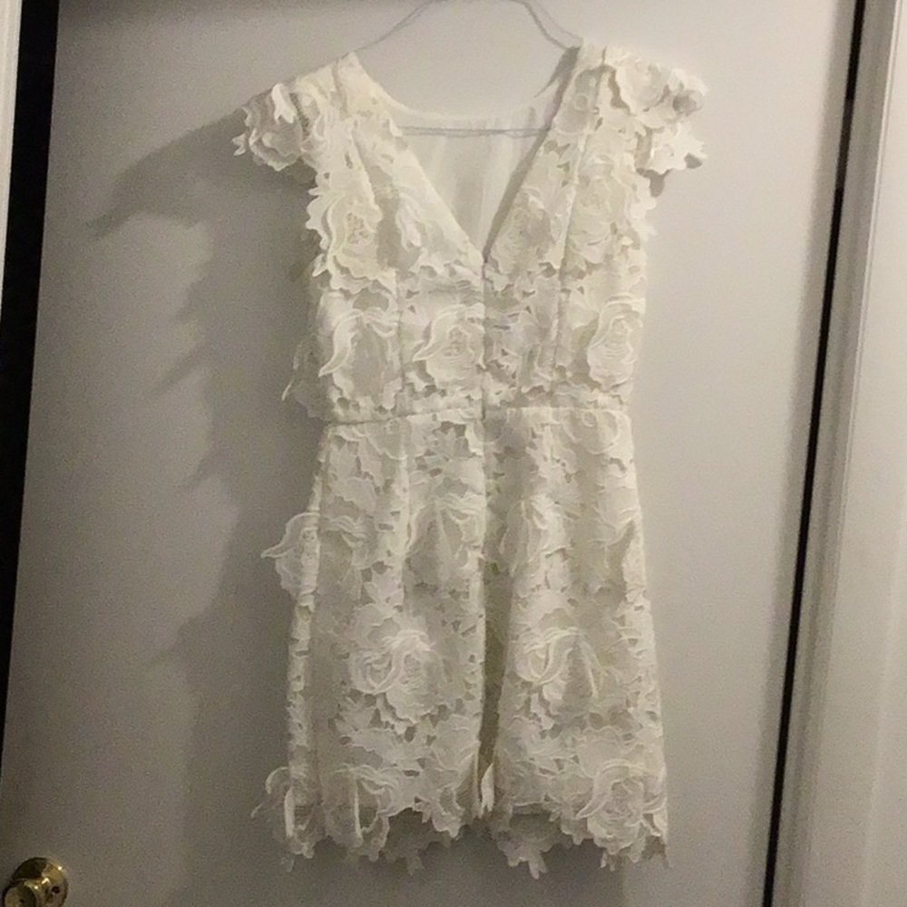 NEW WHITE SHORT WEDDING DRESS 3-D FLOWERS SZ S - Picture 8 of 12